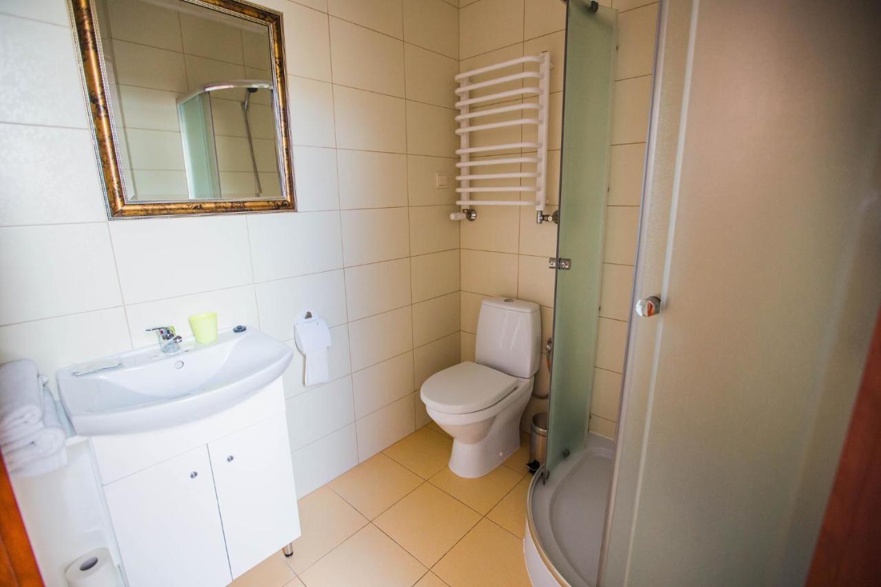 Orion Hotel Parczew エクステリア 写真